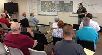 pg06-photo1chamber-meeting